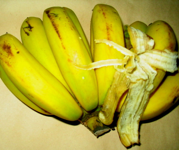 香蕉另一妙用 以白膜采除老人斑